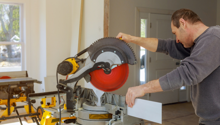 The Ultimate Guide to the Best Miter Saw Options